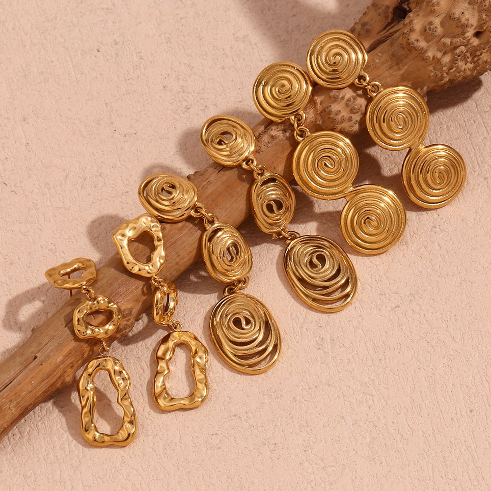 Irregular Beating Pattern Geometric Hollow Out Stitching Eardrops - Image 3