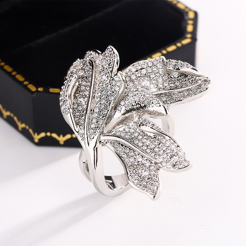 Simple Design Feather Ring Female Opening - Image 3