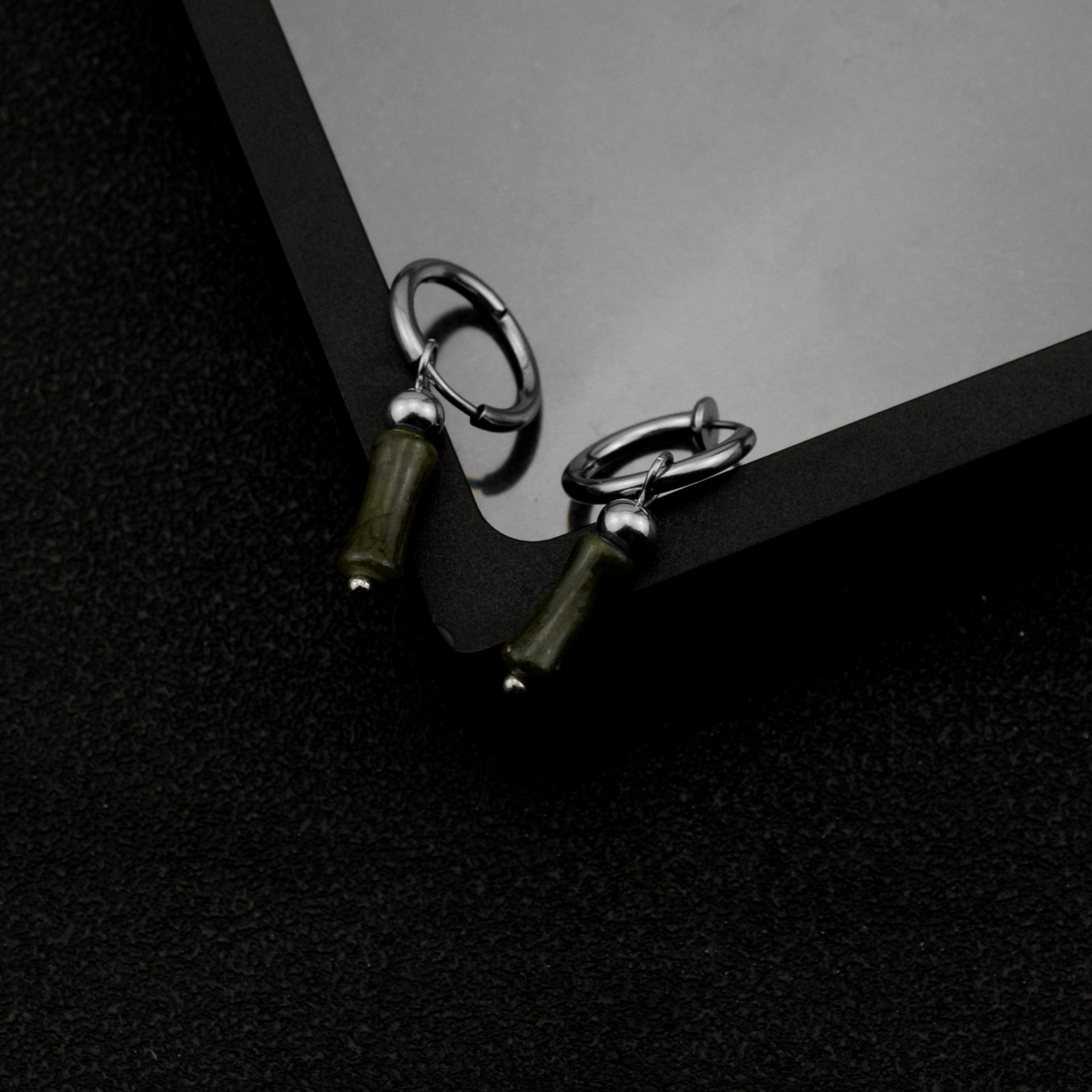 Retro Long Bamboo Pearl Earrings - Image 4